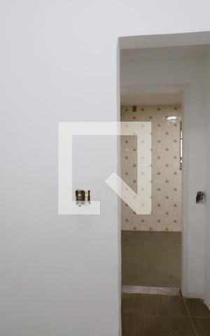 Casa de condomínio à venda com 200m², 4 quartos e 3 vagasQuarto de Serviço