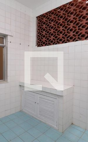 Casa de condomínio à venda com 200m², 4 quartos e 3 vagasLavanderia