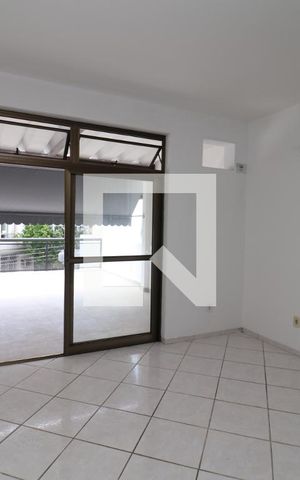 Casa de condomínio à venda com 200m², 4 quartos e 3 vagasQuarto 4