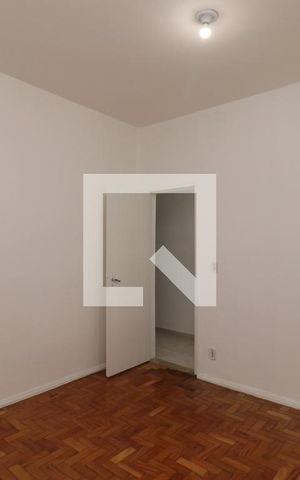 Casa de condomínio à venda com 200m², 4 quartos e 3 vagasQuarto 2