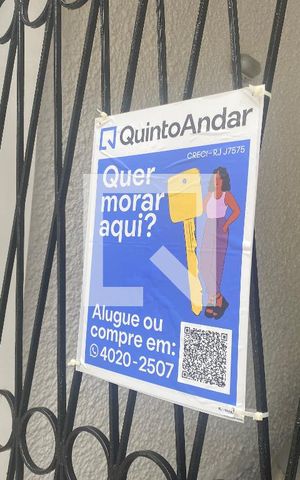 Casa de condomínio à venda com 200m², 4 quartos e 3 vagasPlaquinha