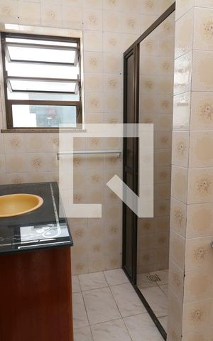 Casa de condomínio à venda com 200m², 4 quartos e 3 vagasBanheiro Social 2