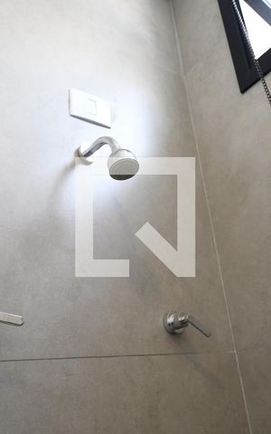 Casa de condomínio à venda com 265m², 4 quartos e 4 vagasBanheiro 2