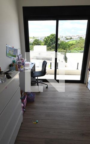 Casa de condomínio à venda com 265m², 4 quartos e 4 vagasQuarto 4 