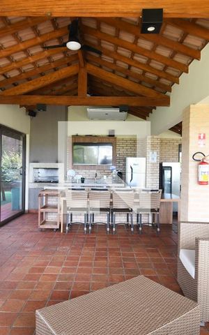 Casa de condomínio à venda com 265m², 4 quartos e 4 vagasÁrea comum - Salão de festas