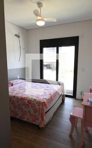 Casa de condomínio à venda com 265m², 4 quartos e 4 vagasQuarto 1