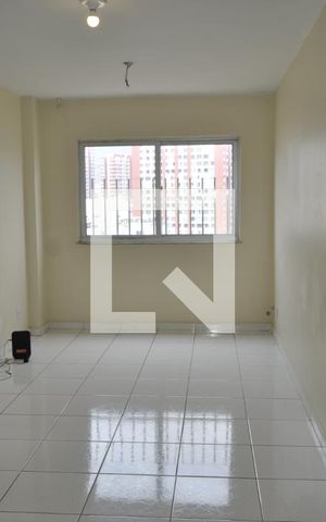 Apartamento à venda com 70m², 2 quartos e 1 vagaSala