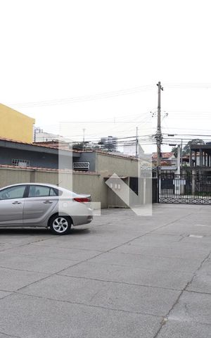 Apartamento para alugar com 45m², 2 quartos e 1 vagaÁrea comum - Estacionamento