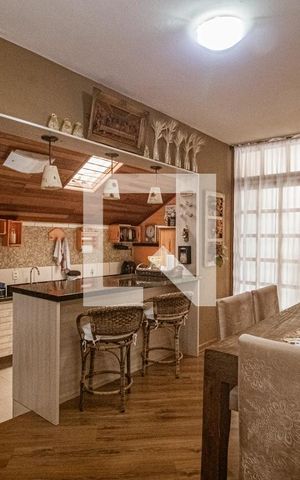 Casa à venda com 175m², 3 quartos e 2 vagas Casa à venda com 175m², 3 quartos e 2 vagasSala 3