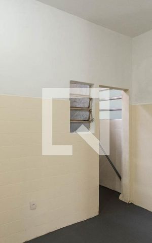 Casa para alugar com 70m², 2 quartos e 1 vagaCopa