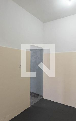 Casa para alugar com 70m², 2 quartos e 1 vagaCopa