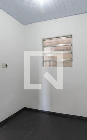 Casa para alugar com 70m², 2 quartos e 1 vagaQuarto 1