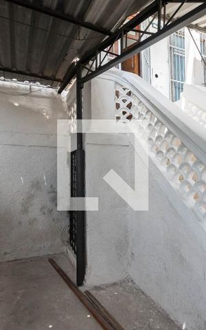 Casa para alugar com 70m², 2 quartos e 1 vagaQuintal