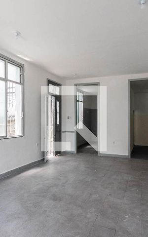 Casa para alugar com 70m², 2 quartos e 1 vagaSala