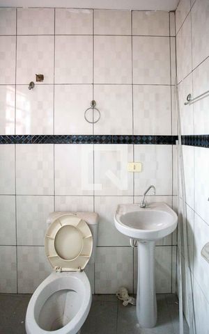 Casa à venda com 340m², 6 quartos e sem vagaBanheiro 3