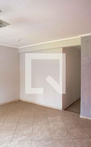 Casa à venda com 340m², 6 quartos e sem vagaSala