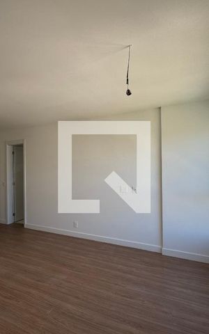 Apartamento à venda com 372m², 4 quartos e 4 vagas Apartamento à venda com 372m², 4 quartos e 4 vagasSuíte 4