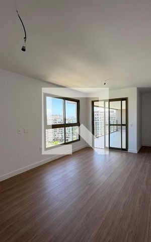Apartamento à venda com 372m², 4 quartos e 4 vagas Apartamento à venda com 372m², 4 quartos e 4 vagasSuíte 3