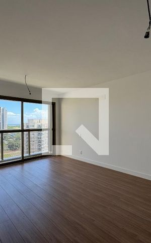 Apartamento à venda com 372m², 4 quartos e 4 vagas Apartamento à venda com 372m², 4 quartos e 4 vagasSuíte 1
