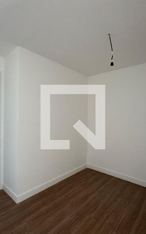 Apartamento à venda com 372m², 4 quartos e 4 vagas Apartamento à venda com 372m², 4 quartos e 4 vagasSuíte 3