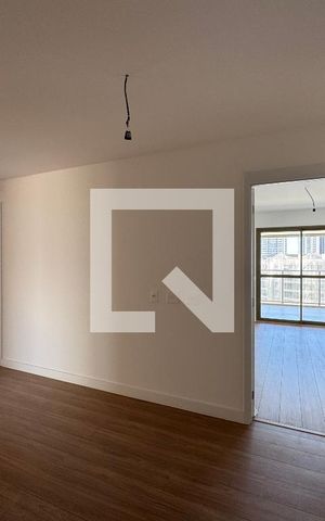 Apartamento à venda com 372m², 4 quartos e 4 vagas Apartamento à venda com 372m², 4 quartos e 4 vagasHall Íntimo