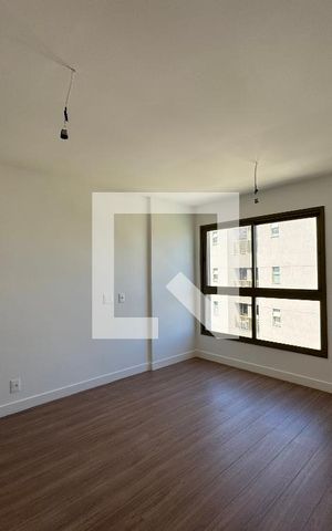 Apartamento à venda com 372m², 4 quartos e 4 vagas Apartamento à venda com 372m², 4 quartos e 4 vagasSuíte 4