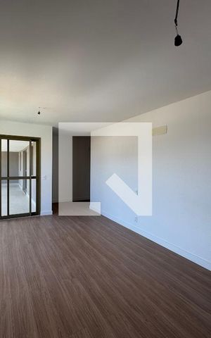 Apartamento à venda com 372m², 4 quartos e 4 vagas Apartamento à venda com 372m², 4 quartos e 4 vagasSuíte 3