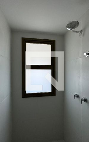 Apartamento à venda com 372m², 4 quartos e 4 vagas Apartamento à venda com 372m², 4 quartos e 4 vagasSuíte 3 - Banheiro