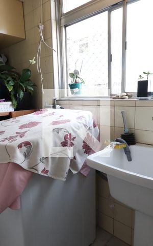 Apartamento à venda com 115m², 3 quartos e 2 vagasLavanderia
