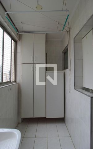 Apartamento à venda com 90m², 3 quartos e 1 vagaÁrea de Serviço