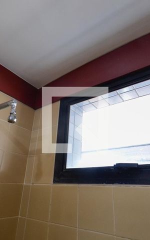 Apartamento à venda com 200m², 4 quartos e 2 vagas Apartamento à venda com 200m², 4 quartos e 2 vagasBanheiro da Suíte 1