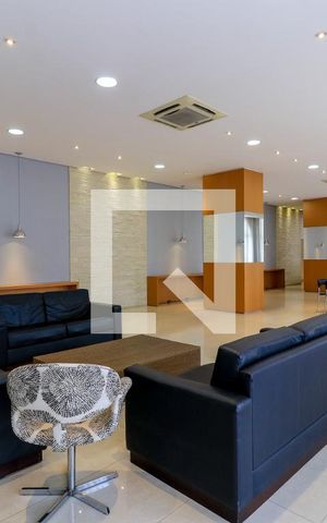 Apartamento à venda com 204m², 4 quartos e 4 vagas Apartamento à venda com 204m², 4 quartos e 4 vagasÁrea Comum - Salão de Festas