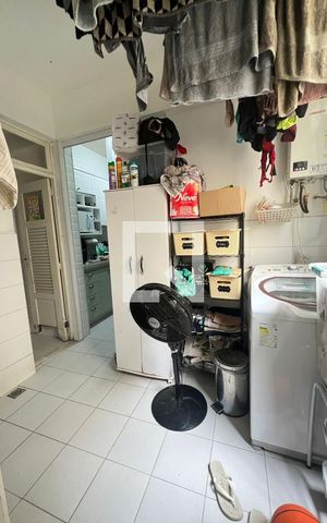 Apartamento à venda com 120m², 3 quartos e sem vaga Apartamento à venda com 120m², 3 quartos e sem vagaLavanderia