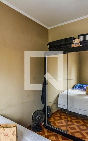 Casa à venda com 256m², 4 quartos e 1 vaga Casa à venda com 256m², 4 quartos e 1 vagaQuarto 1
