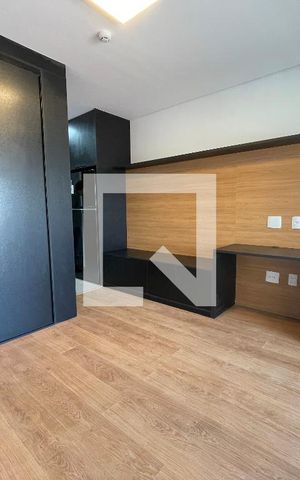 Studio para alugar com 34m², 1 quarto e sem vaga Studio para alugar com 34m², 1 quarto e sem vagaStudio