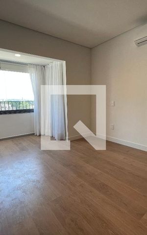 Studio para alugar com 34m², 1 quarto e sem vaga Studio para alugar com 34m², 1 quarto e sem vagaStudio