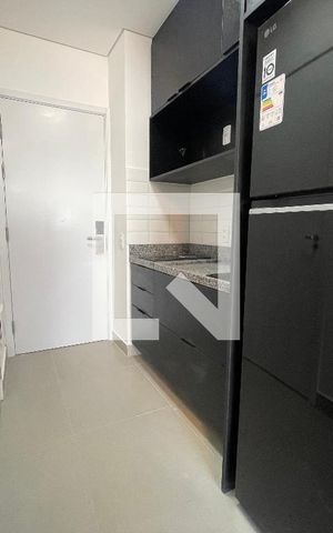 Studio para alugar com 34m², 1 quarto e sem vaga Studio para alugar com 34m², 1 quarto e sem vagaCozinha