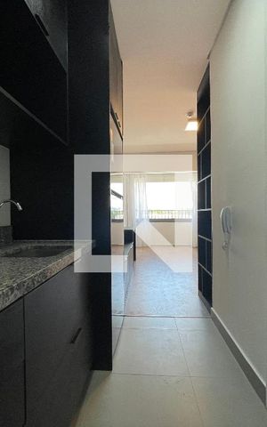 Studio para alugar com 34m², 1 quarto e sem vaga Studio para alugar com 34m², 1 quarto e sem vagaCozinha