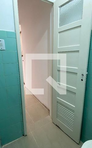 Apartamento para alugar com 103m², 3 quartos e sem vaga Apartamento para alugar com 103m², 3 quartos e sem vagaBanheiro 1