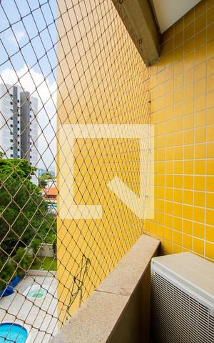 Apartamento à venda com 232m², 4 quartos e 4 vagas Apartamento à venda com 232m², 4 quartos e 4 vagasVaranda do quarto 2