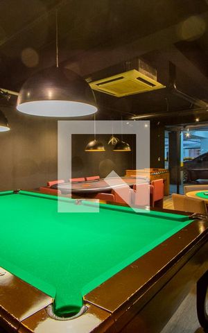 Apartamento à venda com 232m², 4 quartos e 4 vagas Apartamento à venda com 232m², 4 quartos e 4 vagasÁrea comum - Espaço de jogos