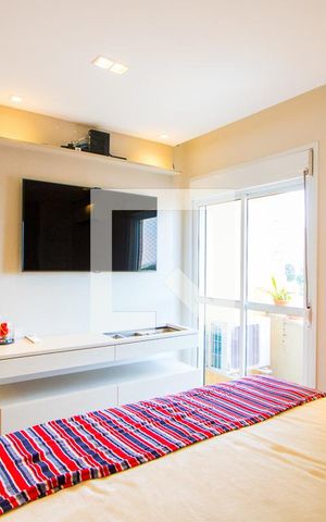 Apartamento à venda com 232m², 4 quartos e 4 vagas Apartamento à venda com 232m², 4 quartos e 4 vagasQuarto 1 - Suíte