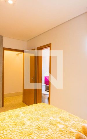 Apartamento à venda com 232m², 4 quartos e 4 vagas Apartamento à venda com 232m², 4 quartos e 4 vagasQuarto 3 - Suíte