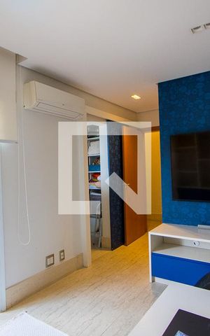 Apartamento à venda com 232m², 4 quartos e 4 vagas Apartamento à venda com 232m², 4 quartos e 4 vagasQuarto 4 - Suíte