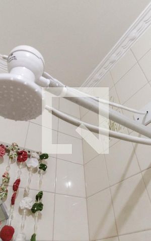 Casa à venda com 205m², 3 quartos e 3 vagas Casa à venda com 205m², 3 quartos e 3 vagasBanheiro 2