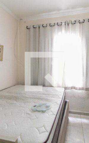 Casa à venda com 205m², 3 quartos e 3 vagas Casa à venda com 205m², 3 quartos e 3 vagasQuarto 1