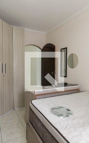 Casa à venda com 205m², 3 quartos e 3 vagas Casa à venda com 205m², 3 quartos e 3 vagasQuarto 1