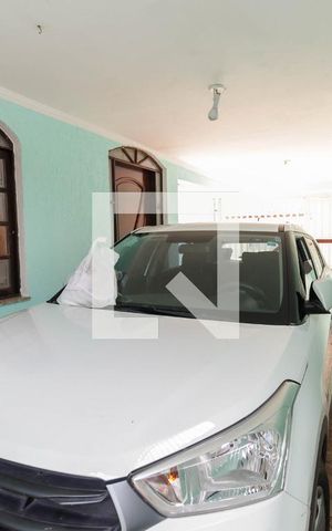 Casa à venda com 205m², 3 quartos e 3 vagas Casa à venda com 205m², 3 quartos e 3 vagasGaragem