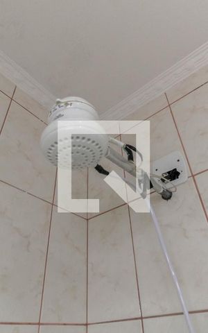 Casa à venda com 205m², 3 quartos e 3 vagas Casa à venda com 205m², 3 quartos e 3 vagasBanheiro 1