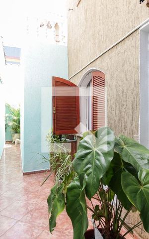 Casa à venda com 205m², 3 quartos e 3 vagas Casa à venda com 205m², 3 quartos e 3 vagasÁrea Externa